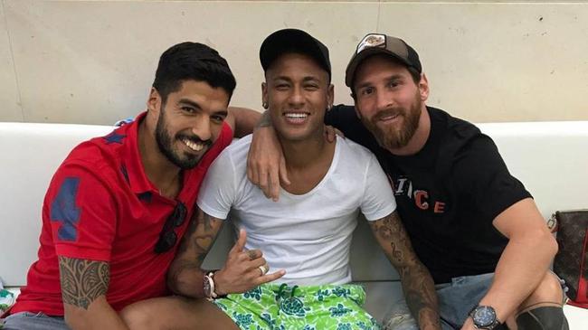 水立方水上乐园标志设计案例