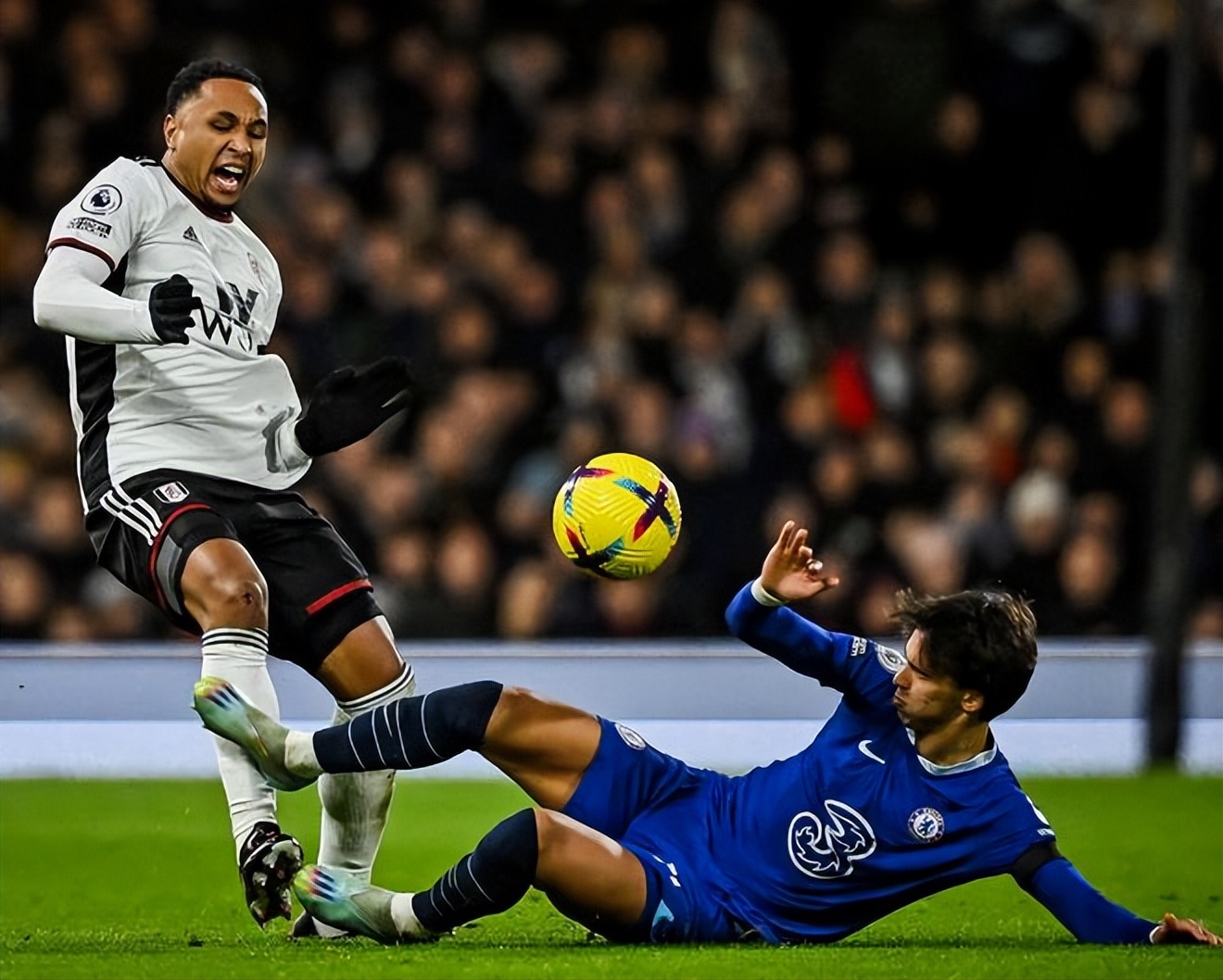 机器人画册设计欣赏